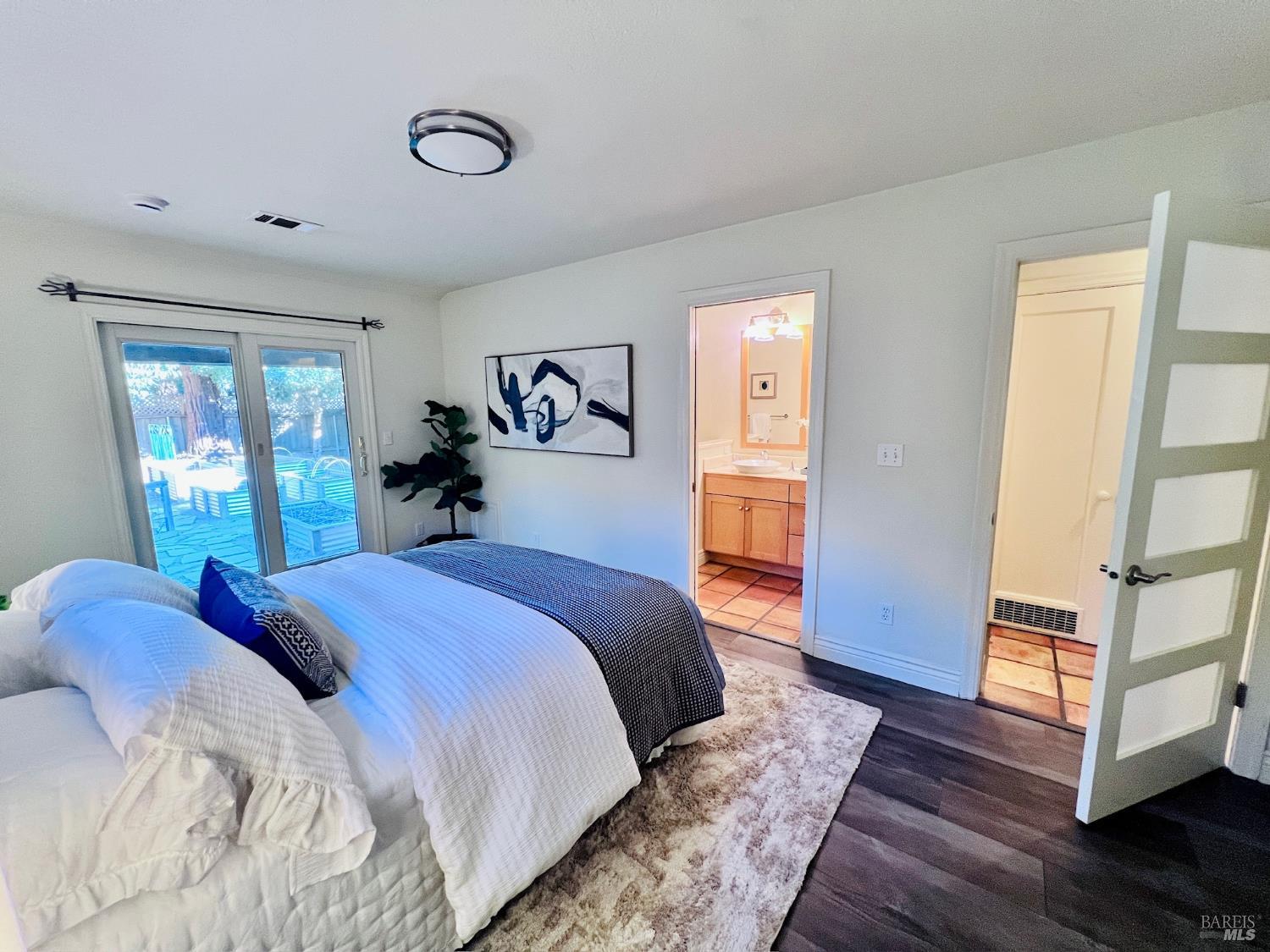 751 Almond Street Vacaville CA 95688