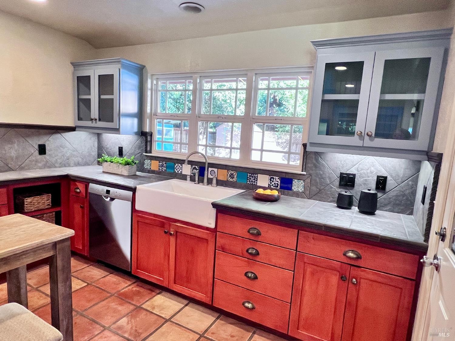 751 Almond Street Vacaville CA 95688