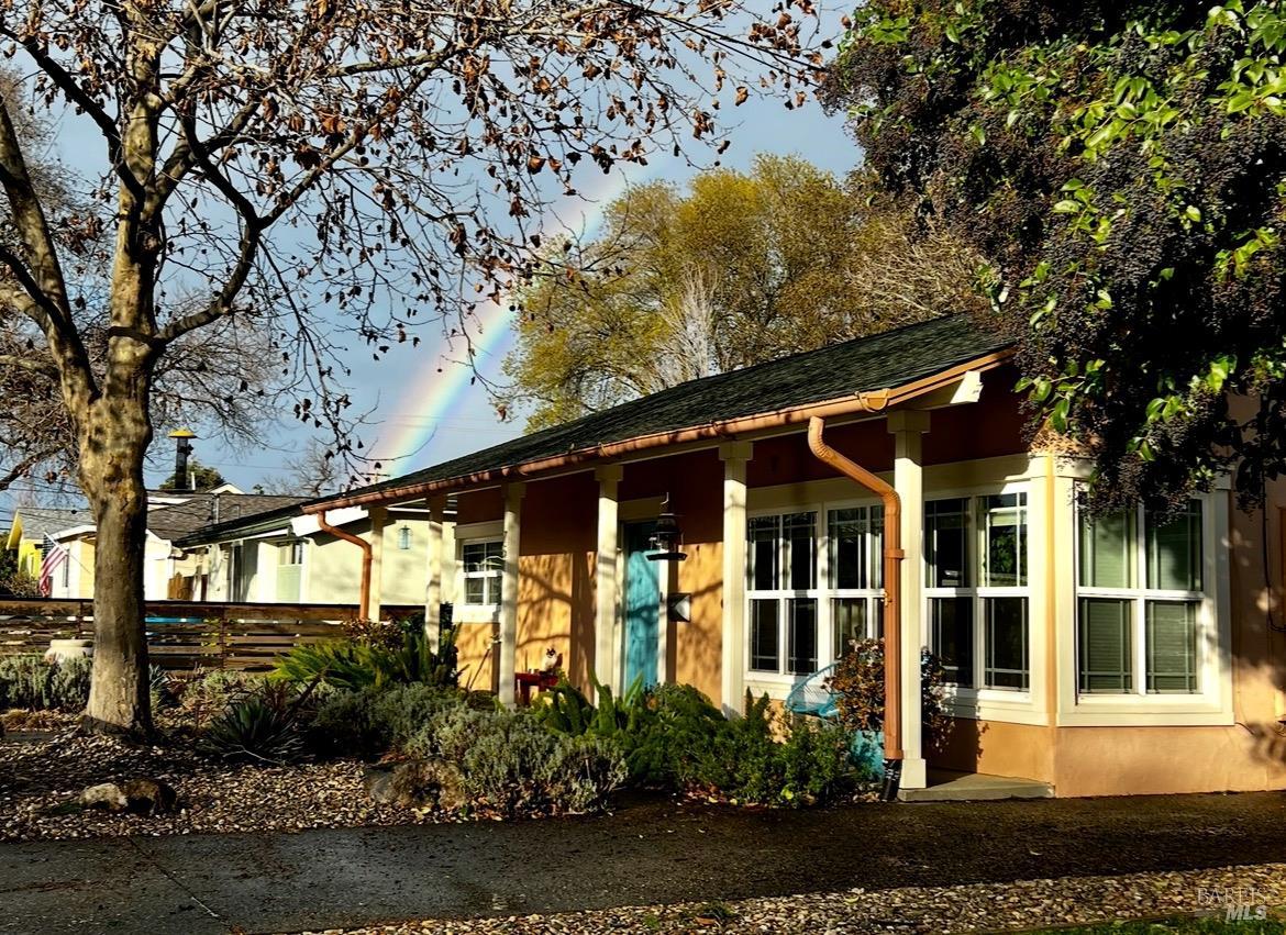 751 Almond Street Vacaville CA 95688
