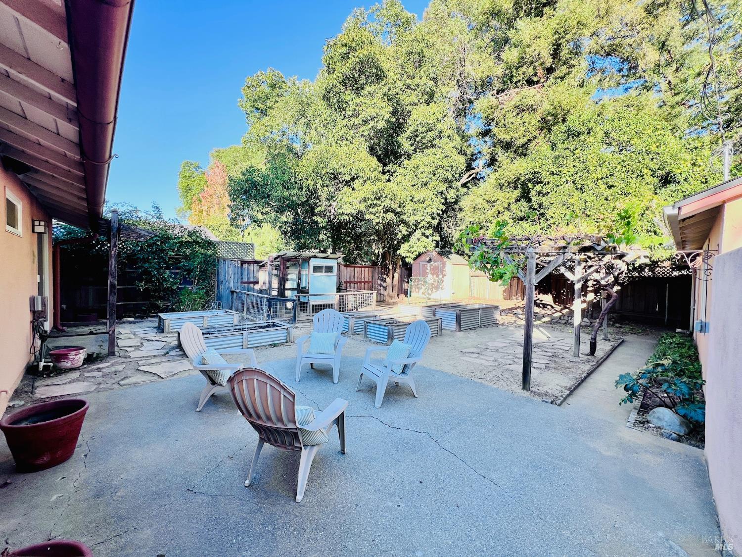 751 Almond Street Vacaville CA 95688