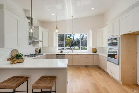 3729 Deauville Place Santa Rosa CA 95403