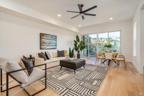 3729 Deauville Place Santa Rosa CA 95403