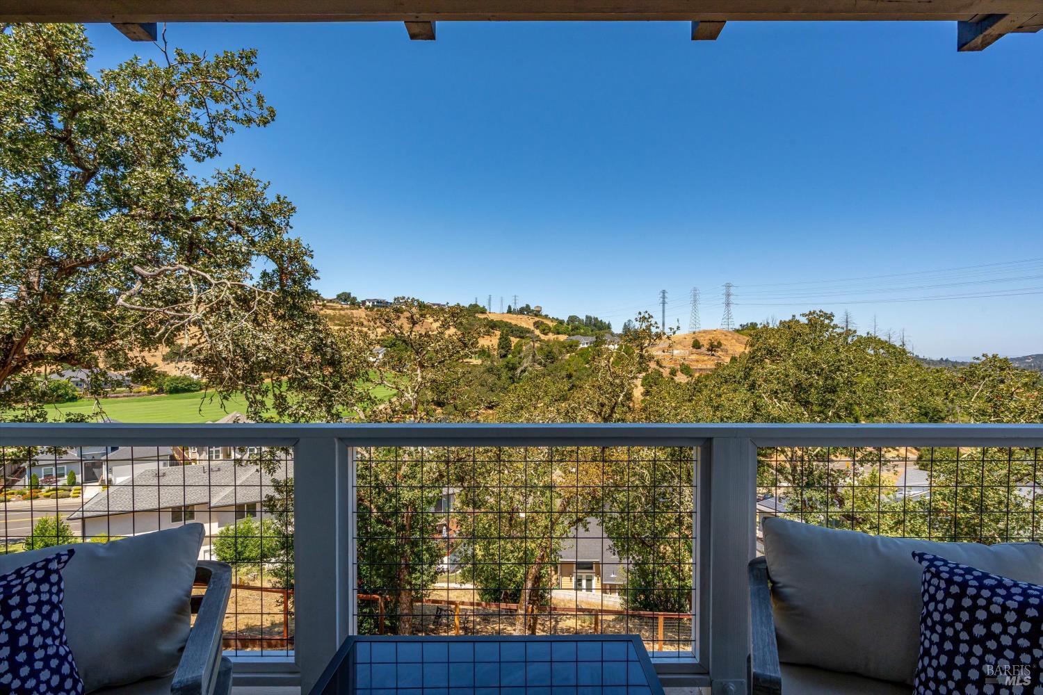 3729 Deauville Place Santa Rosa CA 95403