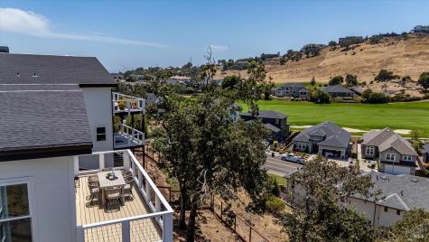 3729 Deauville Place Santa Rosa CA 95403