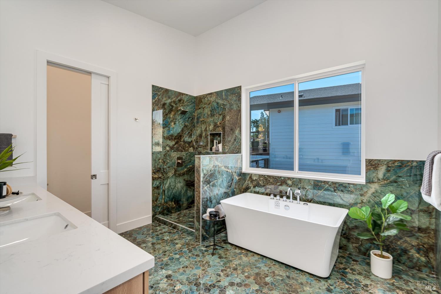 3729 Deauville Place Santa Rosa CA 95403