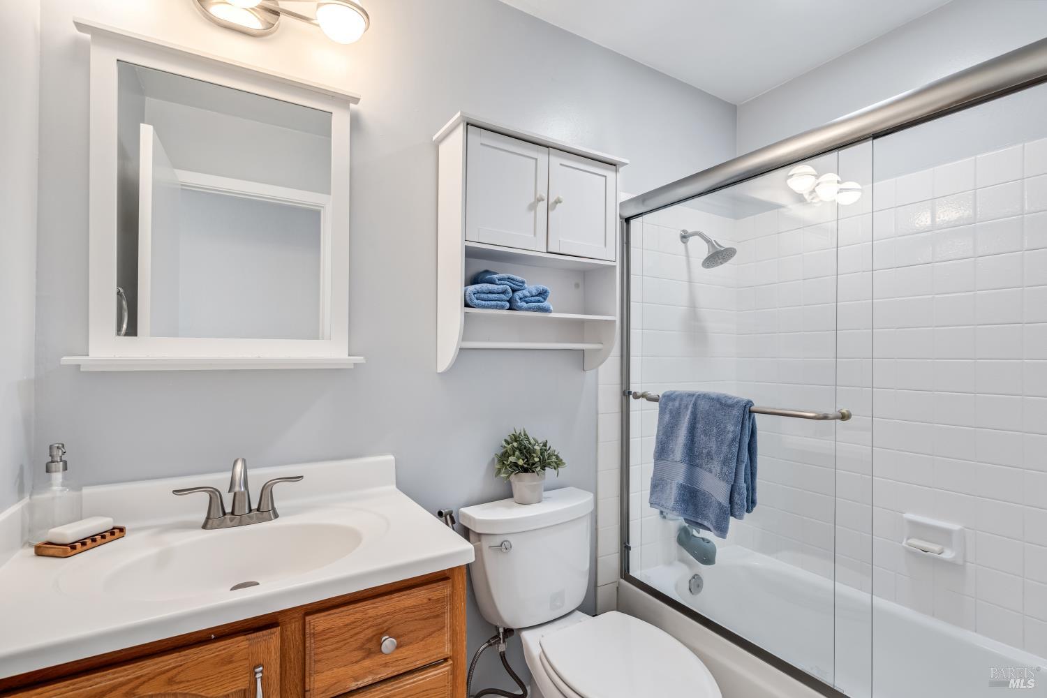 3886 Klamath Way Napa CA 94558