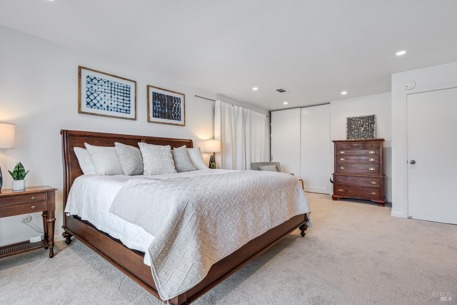 3886 Klamath Way Napa CA 94558