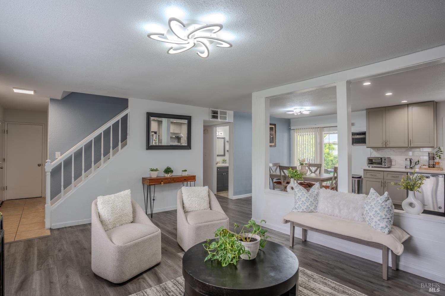 536 San Dimas Street Fairfield CA 94533