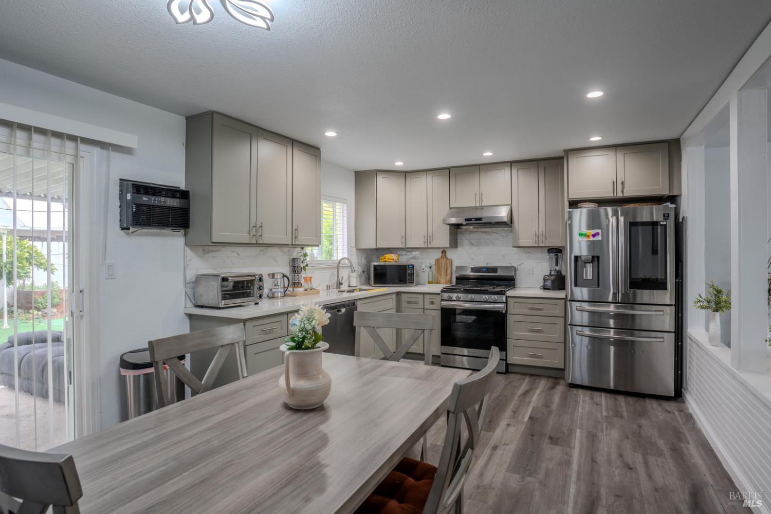 536 San Dimas Street Fairfield CA 94533
