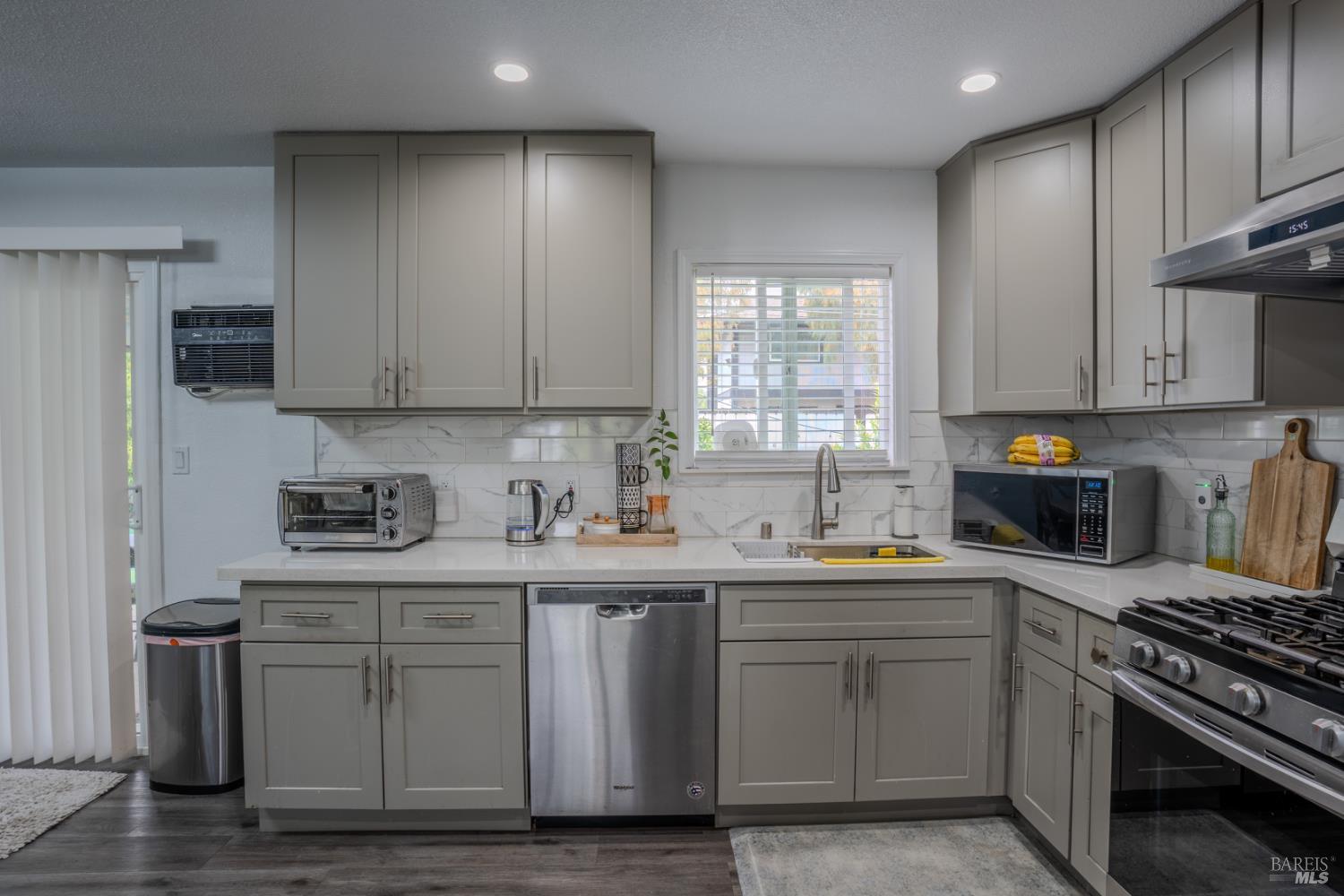 536 San Dimas Street Fairfield CA 94533