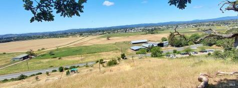 3825-3823 Petaluma Hill Road Santa Rosa CA 95404