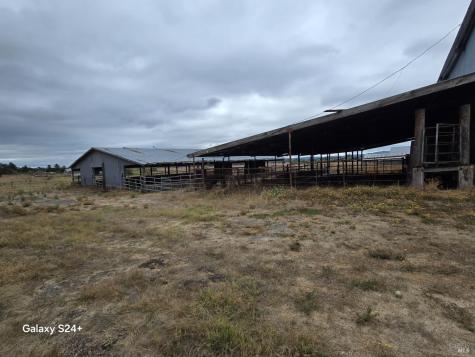 3825-3823 Petaluma Hill Road Santa Rosa CA 95404