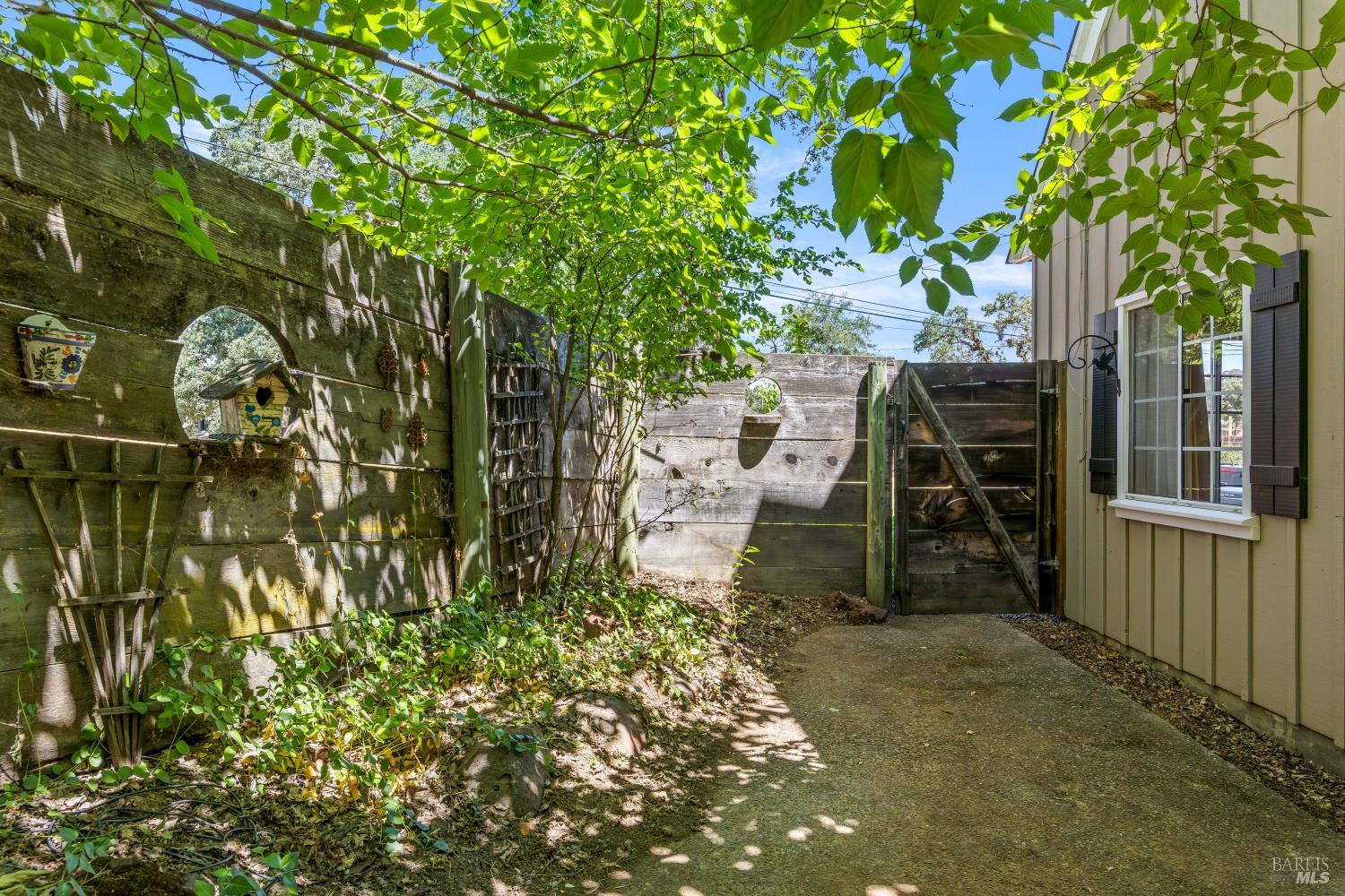 287 Forest Drive Lakeport CA 95453