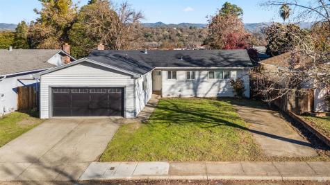 535 Oak Manor Drive Ukiah CA 95482