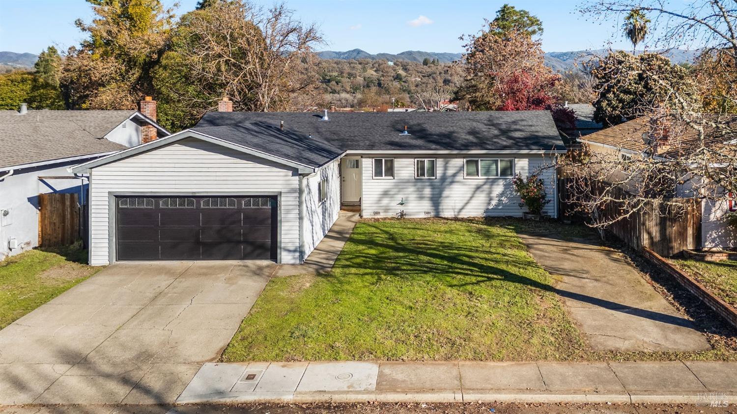 535 Oak Manor Drive Ukiah CA 95482