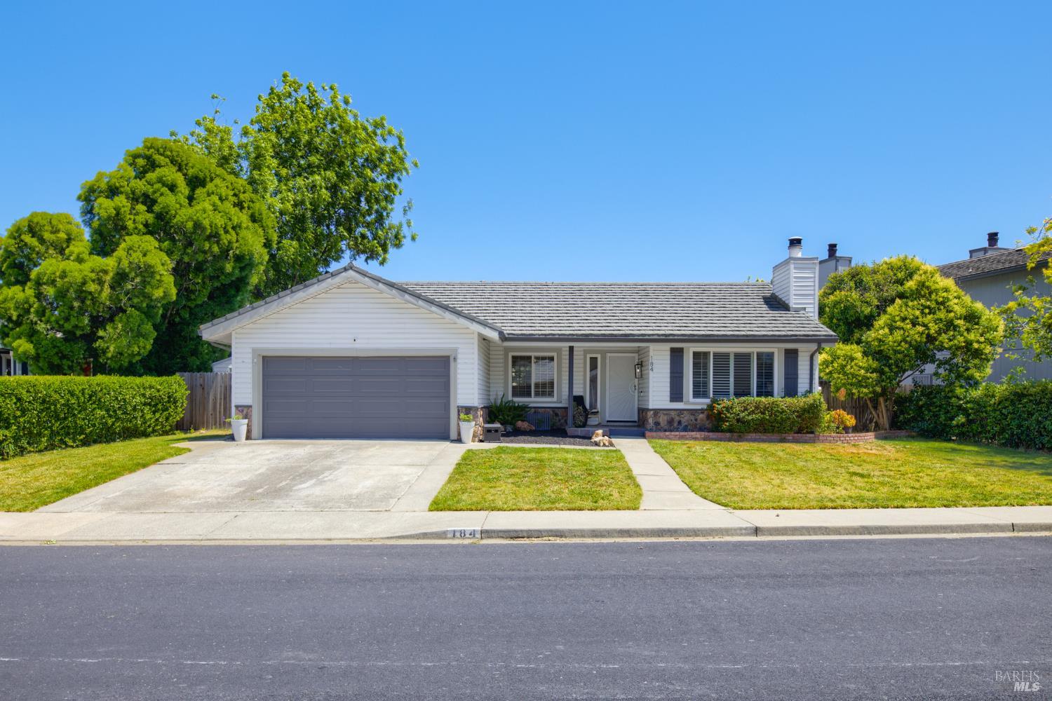 184 Brookdale Drive Vacaville CA 95687