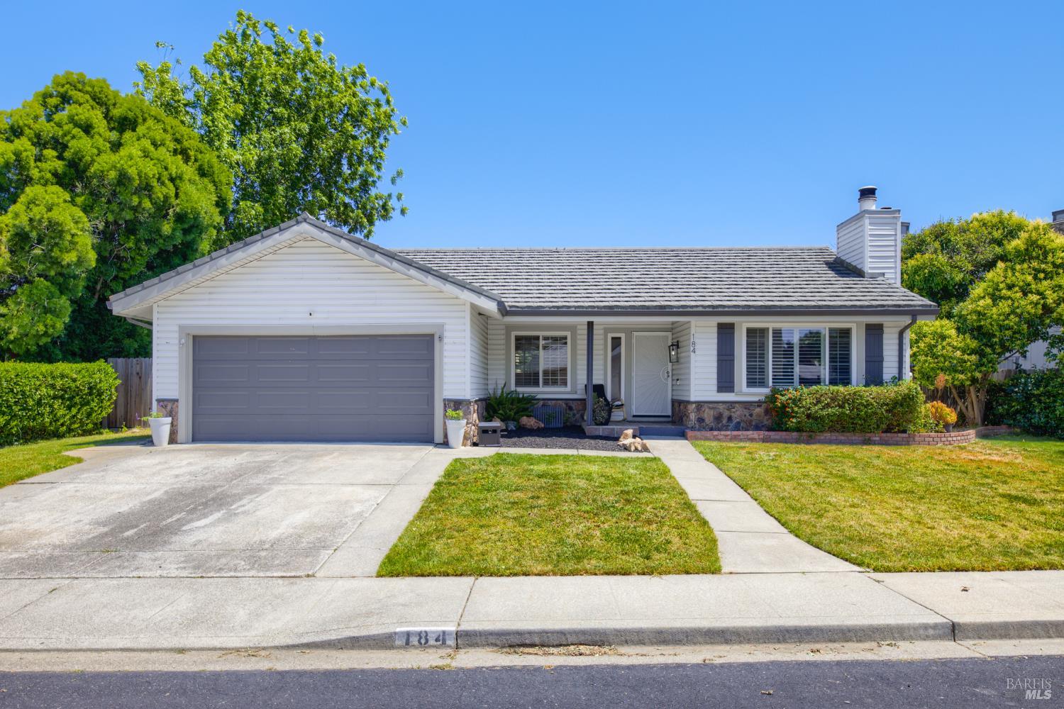184 Brookdale Drive Vacaville CA 95687