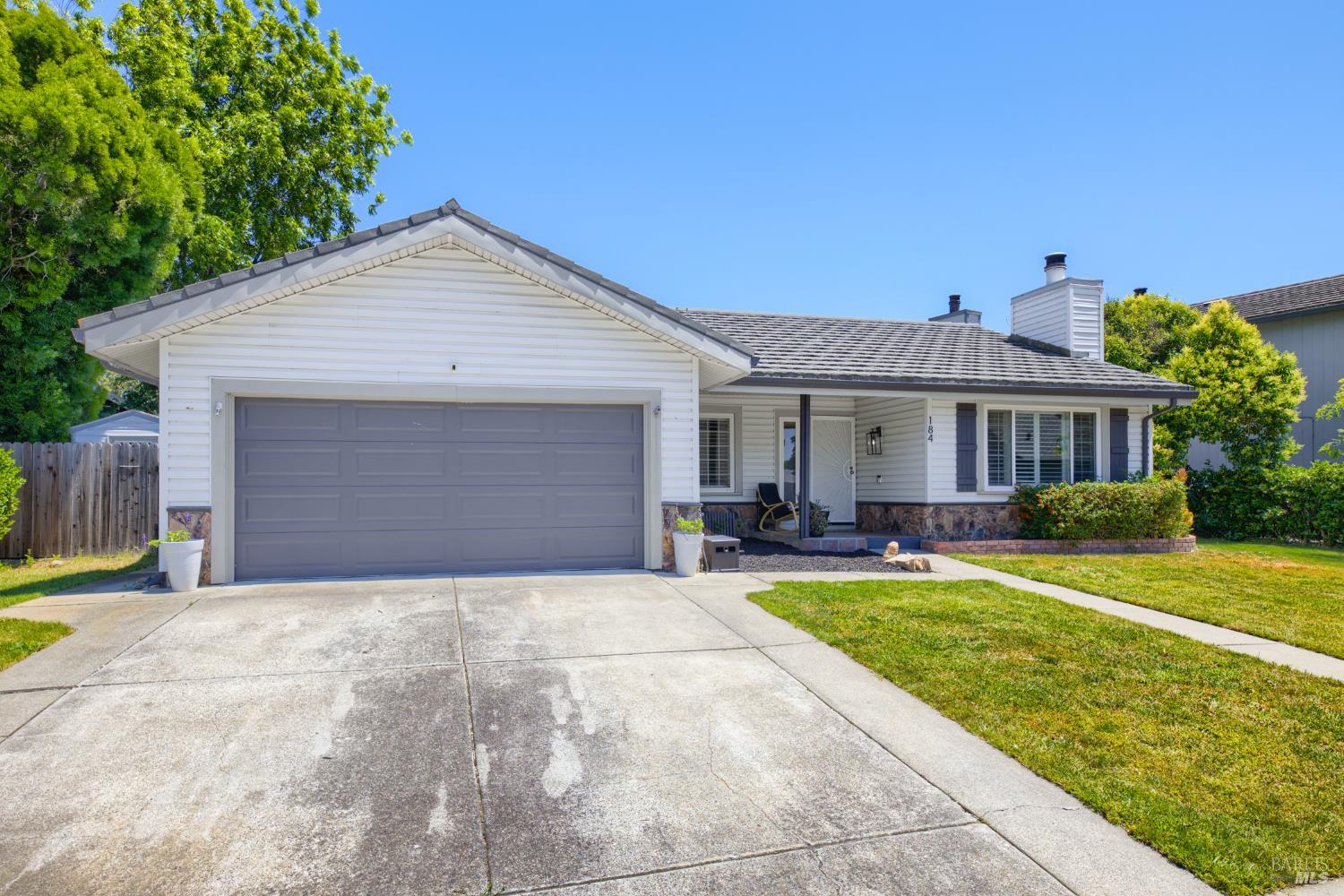 184 Brookdale Drive Vacaville CA 95687