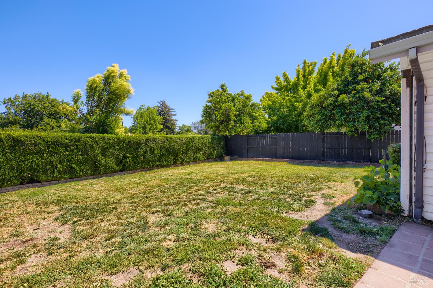 184 Brookdale Drive Vacaville CA 95687