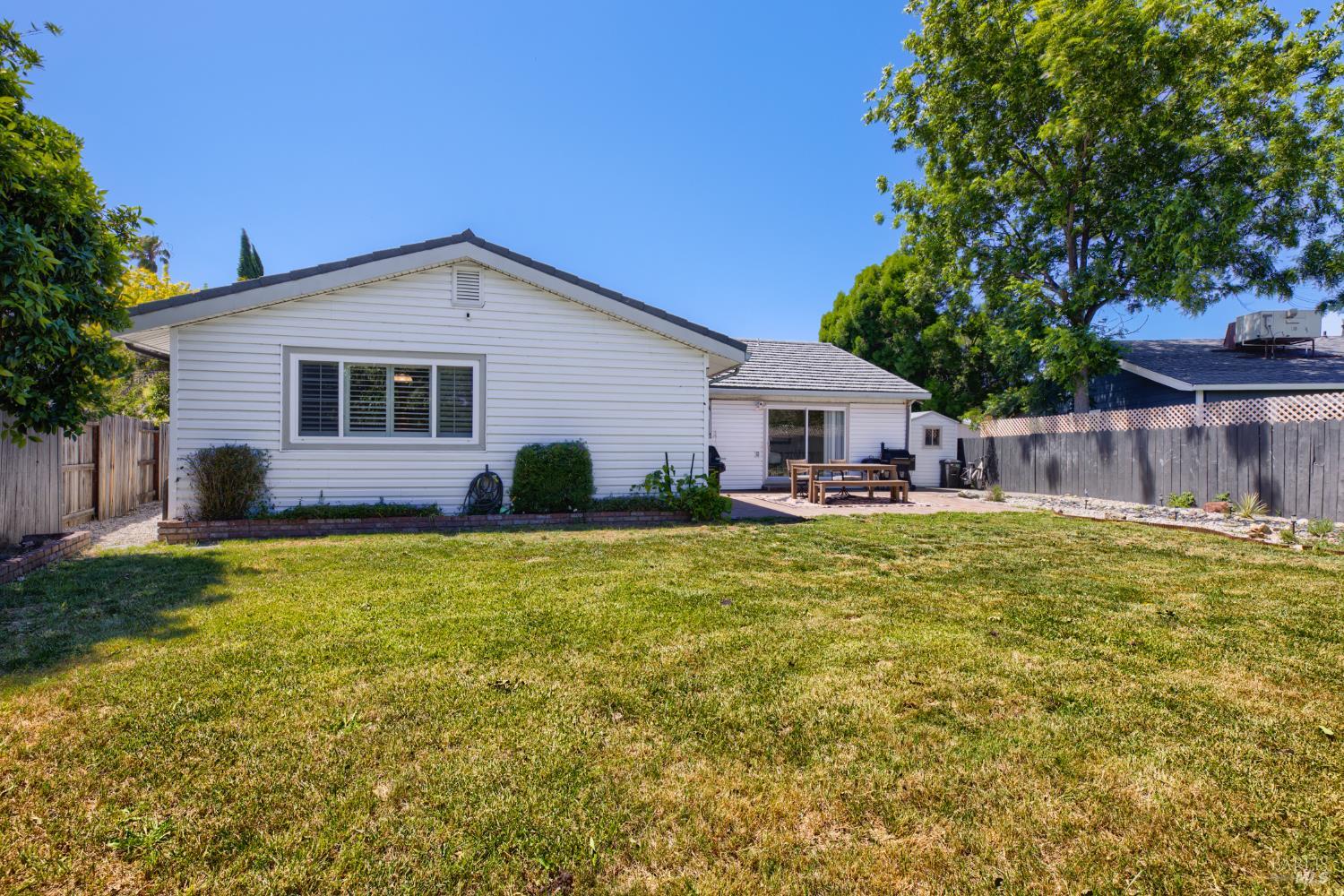 184 Brookdale Drive Vacaville CA 95687