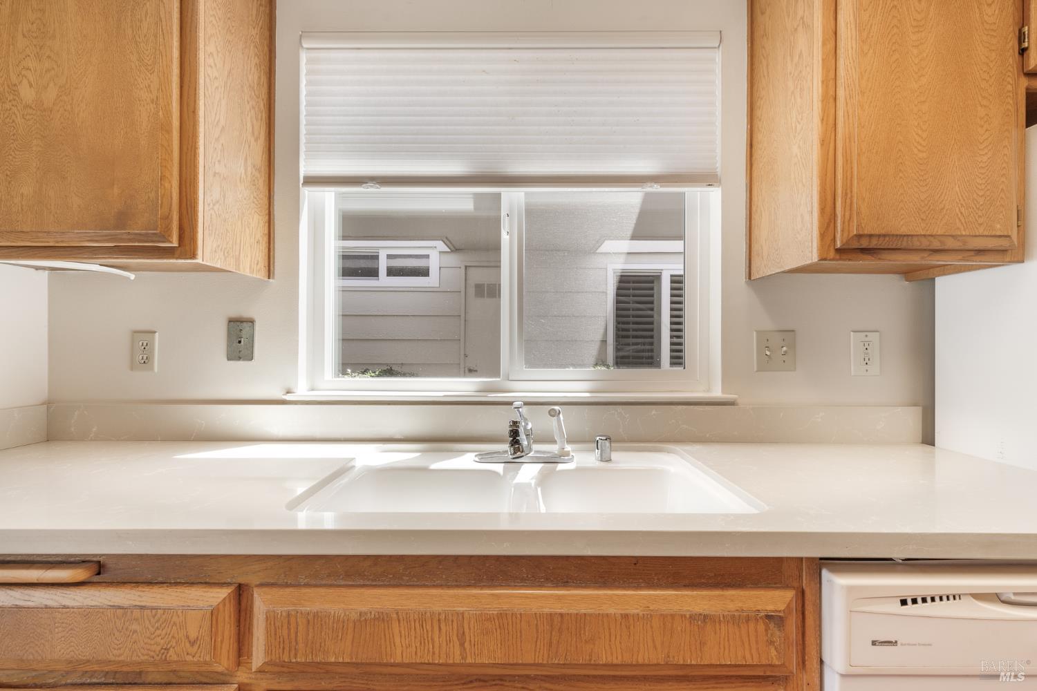 330 Twin Lakes Drive Santa Rosa CA 95409