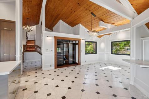 160 Crest Road Novato CA 94945