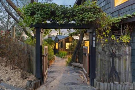 160 Crest Road Novato CA 94945