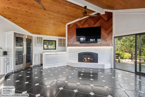 160 Crest Road Novato CA 94945