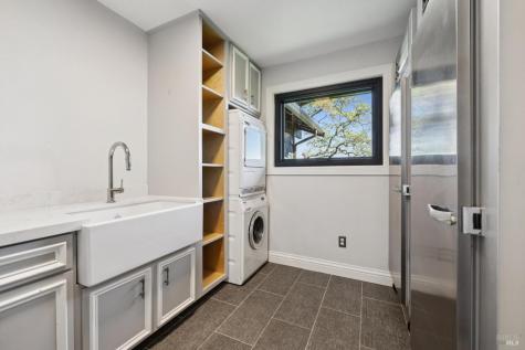 160 Crest Road Novato CA 94945