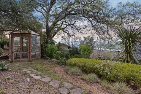 160 Crest Road Novato CA 94945