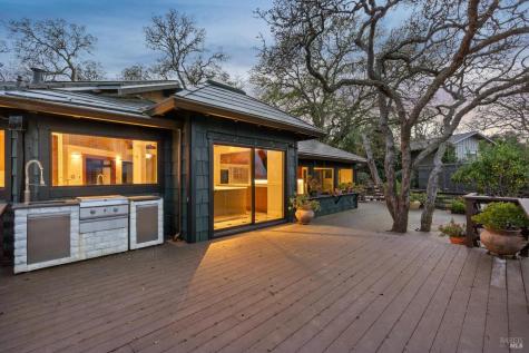 160 Crest Road Novato CA 94945