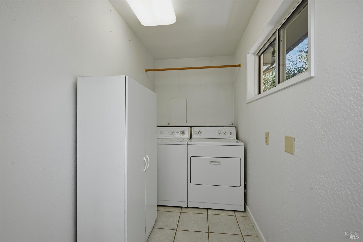 7926 Richard Drive Lucerne CA 95458