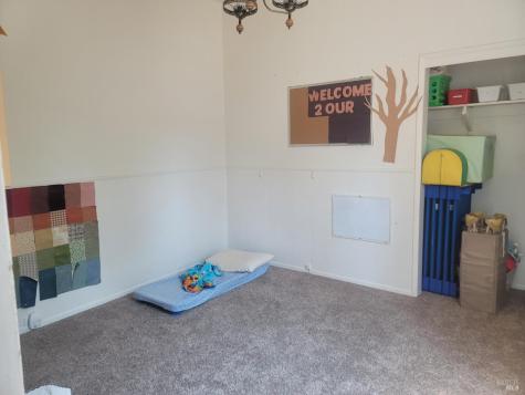 530 N Cloverdale Boulevard Cloverdale CA 95425