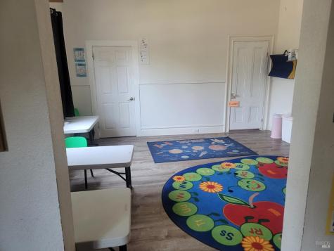 530 N Cloverdale Boulevard Cloverdale CA 95425