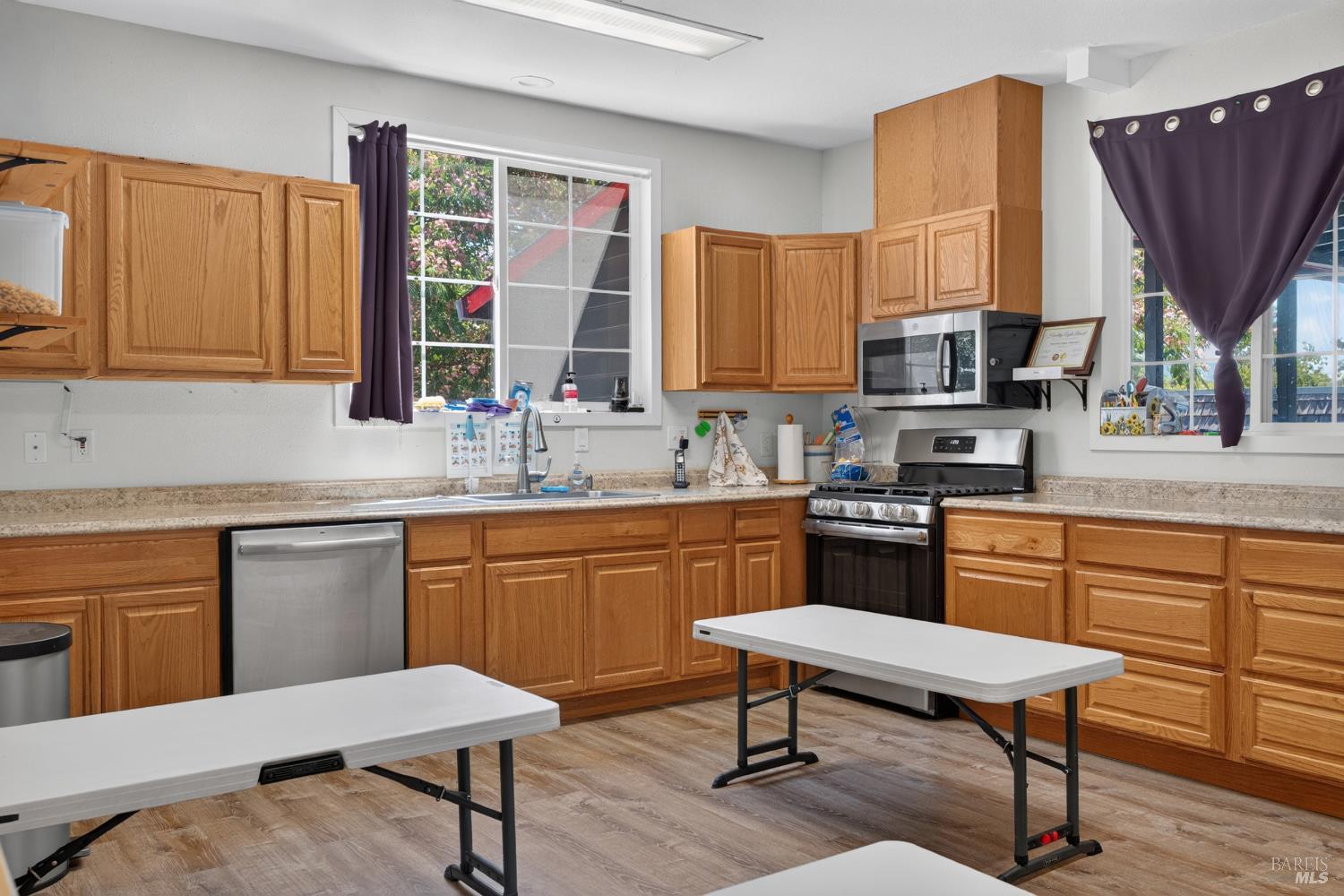 530 N Cloverdale Boulevard Cloverdale CA 95425
