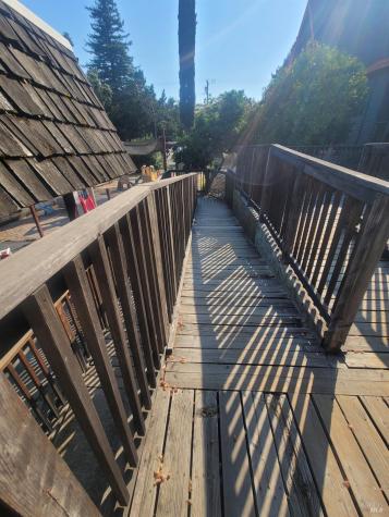 530 N Cloverdale Boulevard Cloverdale CA 95425