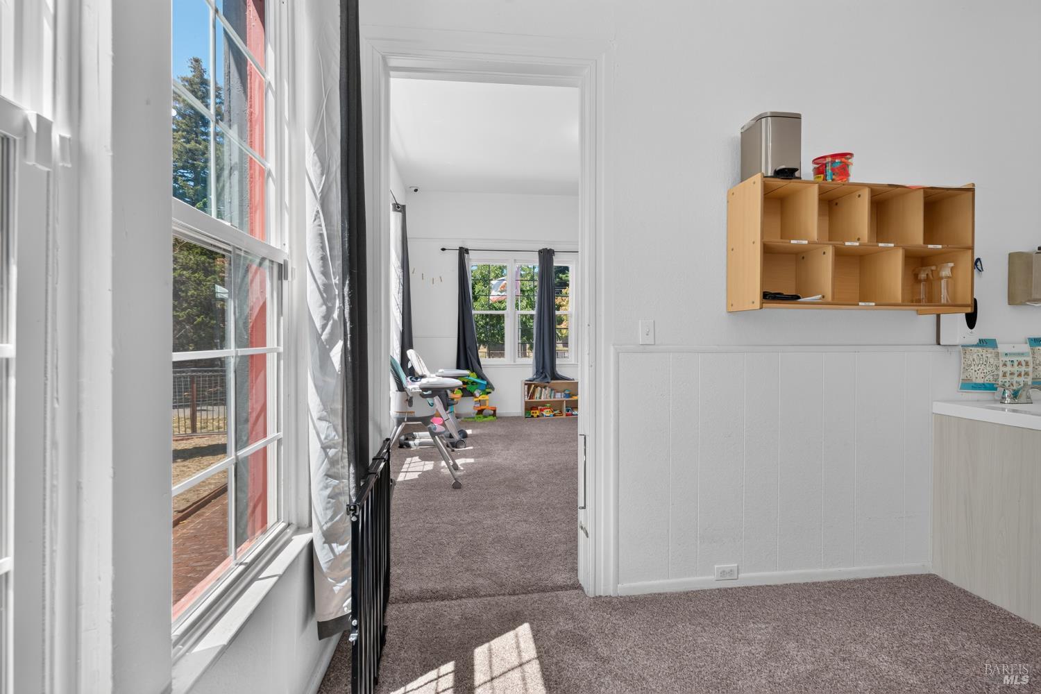 530 N Cloverdale Boulevard Cloverdale CA 95425