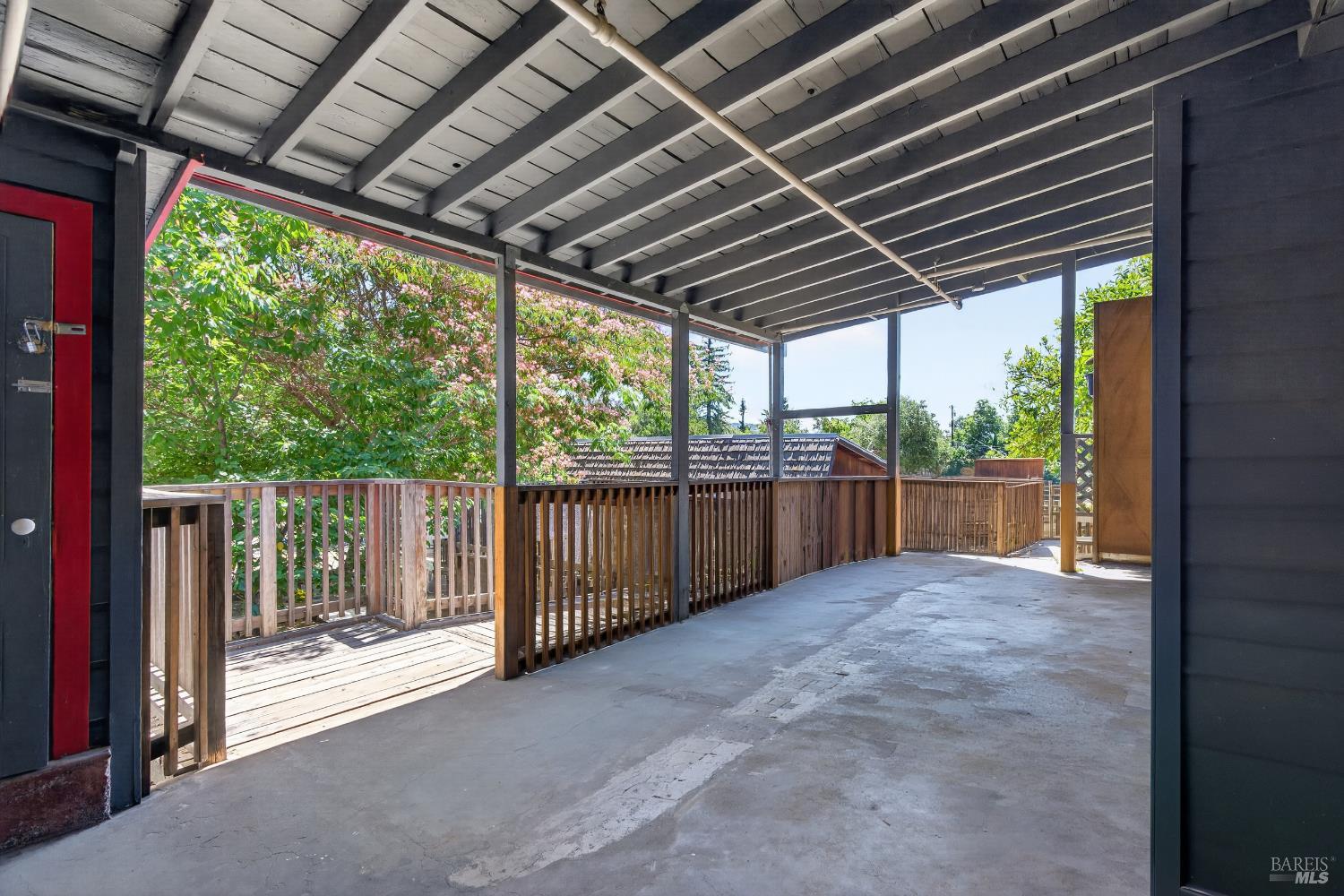 530 N Cloverdale Boulevard Cloverdale CA 95425