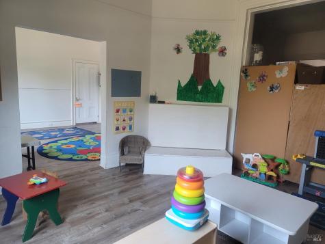 530 N Cloverdale Boulevard Cloverdale CA 95425