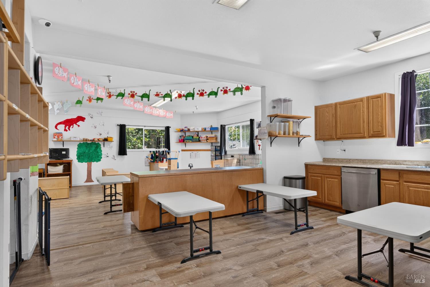 530 N Cloverdale Boulevard Cloverdale CA 95425
