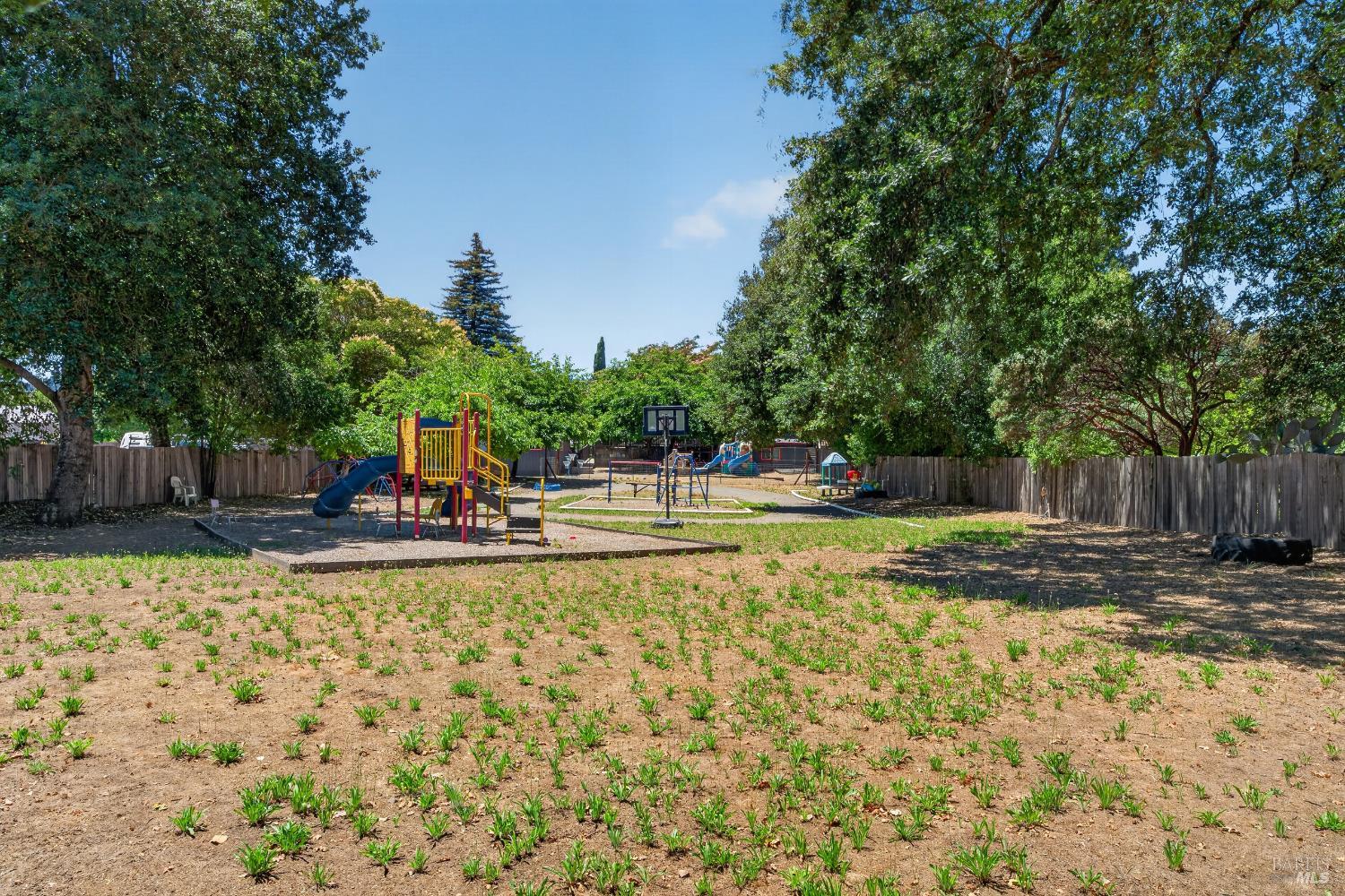 530 N Cloverdale Boulevard Cloverdale CA 95425