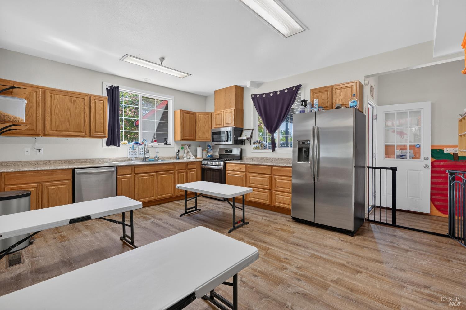 530 N Cloverdale Boulevard Cloverdale CA 95425