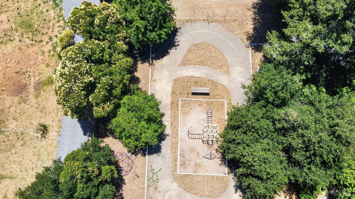 530 N Cloverdale Boulevard Cloverdale CA 95425