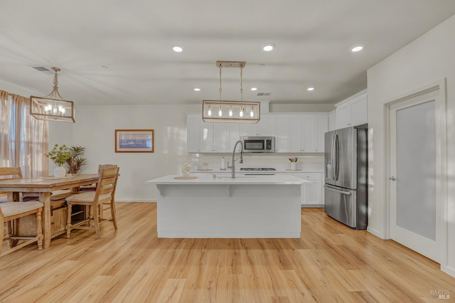 7678 Wildrose Way Rohnert Park CA 94928