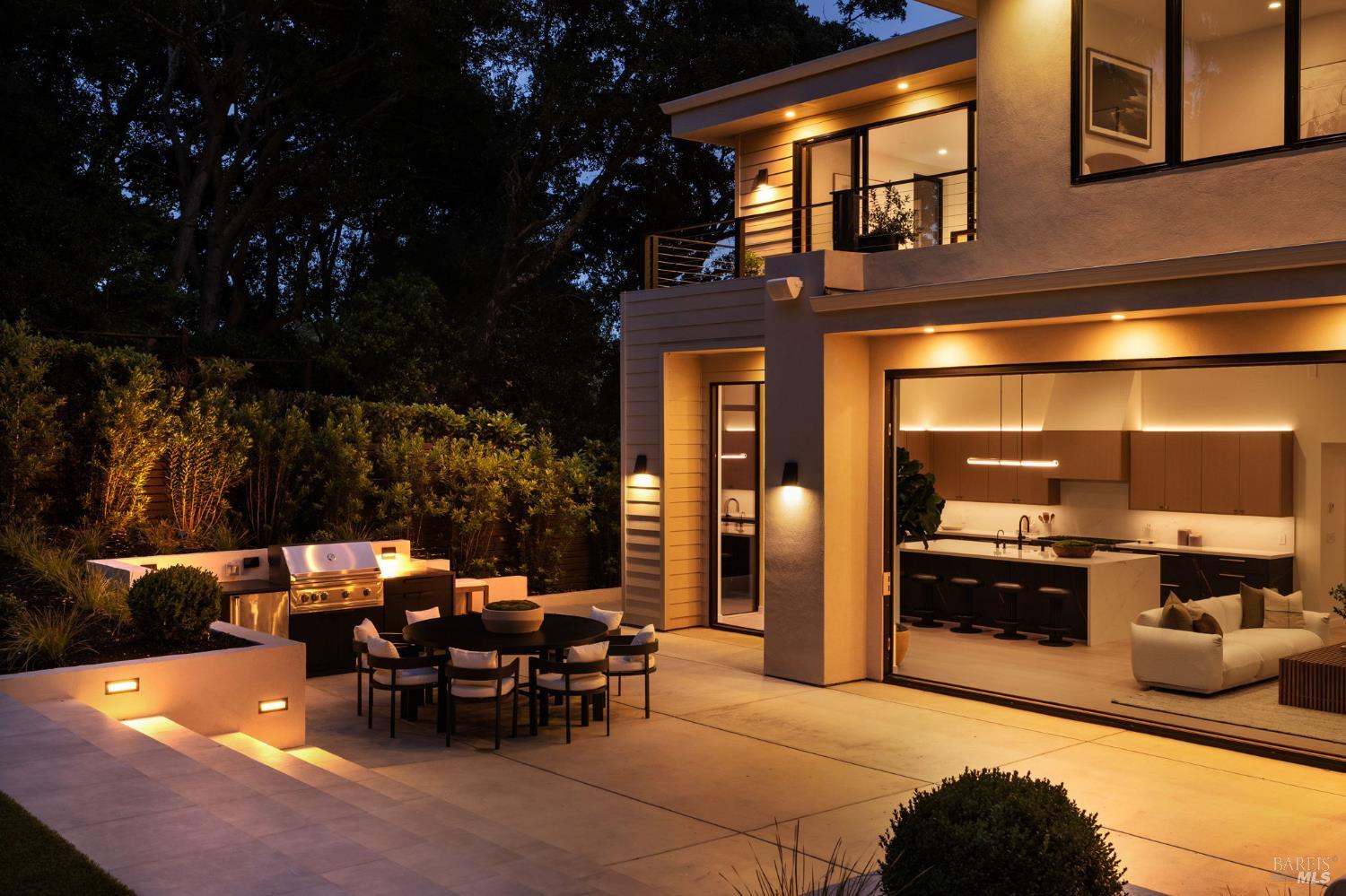 105 Oak Avenue Kentfield CA 94904