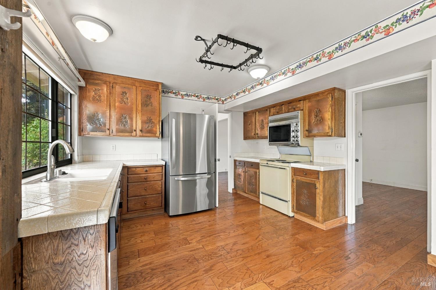 1552 Parkwood Court Napa CA 94558