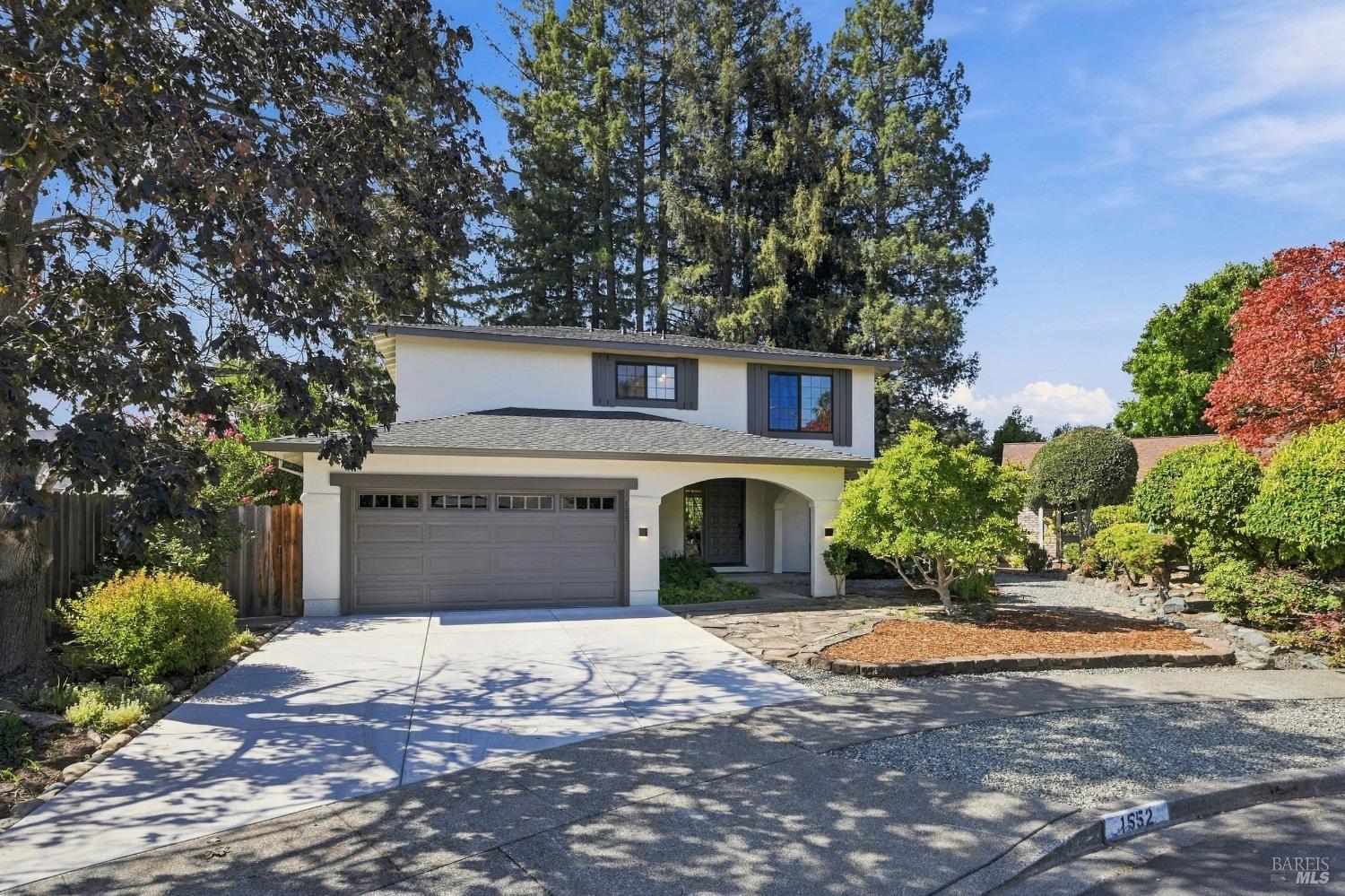 1552 Parkwood Court Napa CA 94558