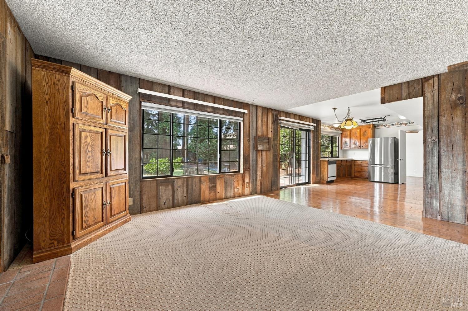 1552 Parkwood Court Napa CA 94558