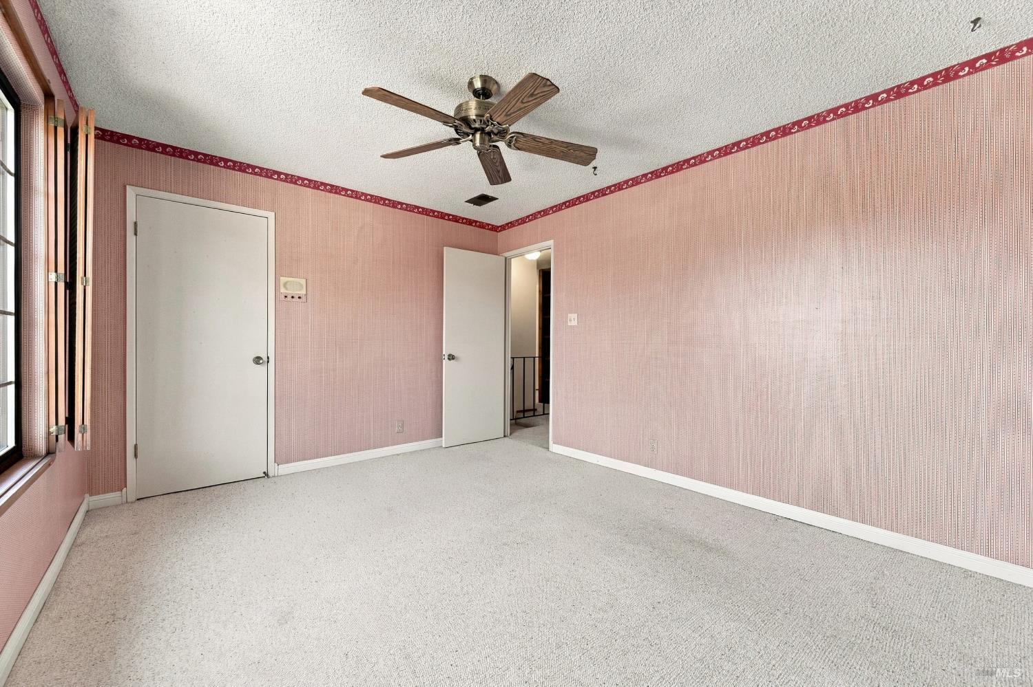 1552 Parkwood Court Napa CA 94558
