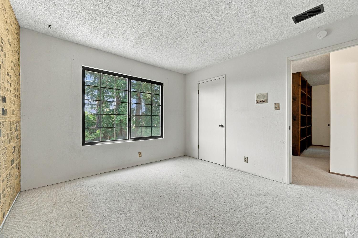 1552 Parkwood Court Napa CA 94558